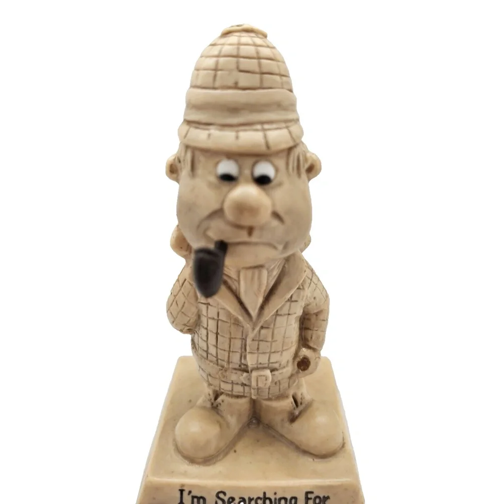 Vintage 1970's wallace berries Figure im searching for someone like you